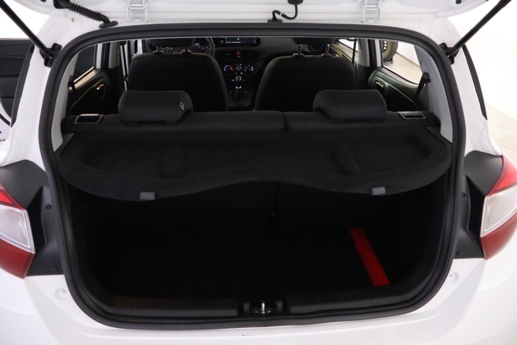 HYUNDAI i10 2025