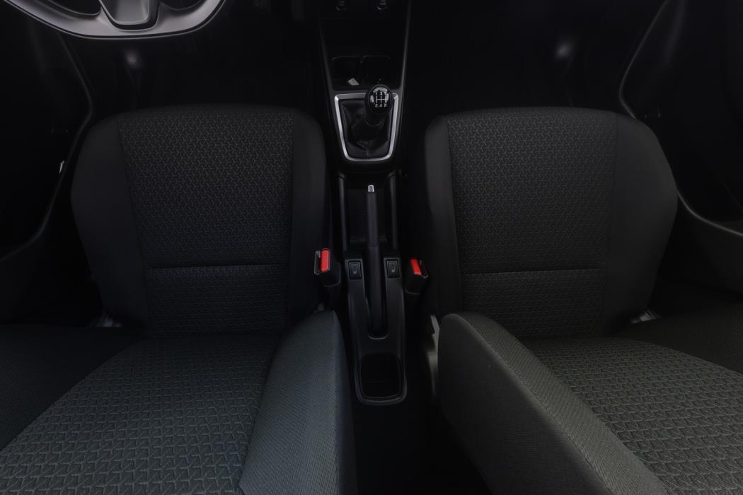 SUZUKI Swift 2024