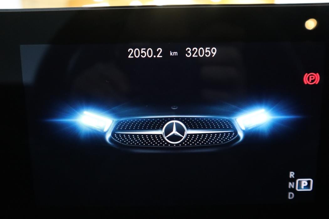 MERCEDES-BENZ CLA 2022