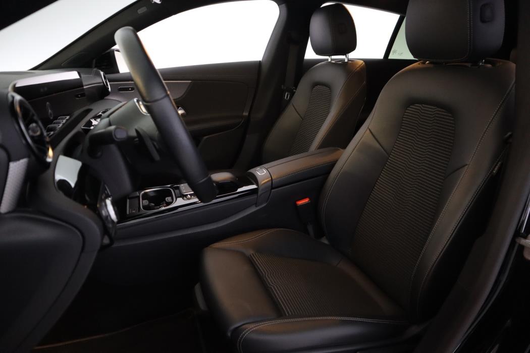 MERCEDES-BENZ CLA 2022