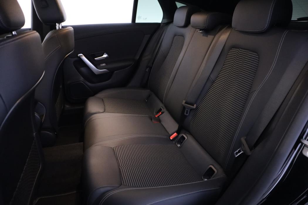 MERCEDES-BENZ CLA 2022