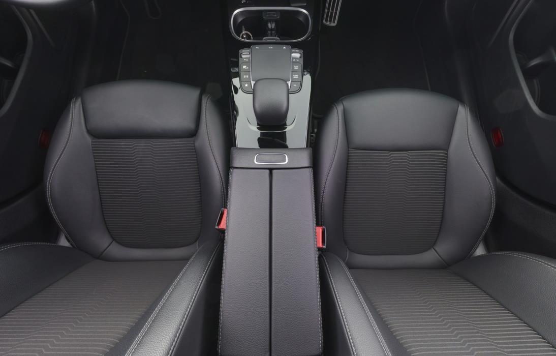 MERCEDES-BENZ CLA 2022