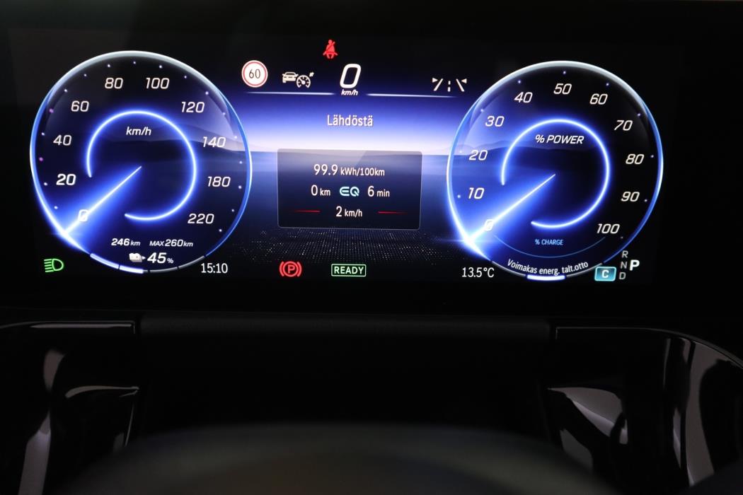 MERCEDES-BENZ EQA 2026