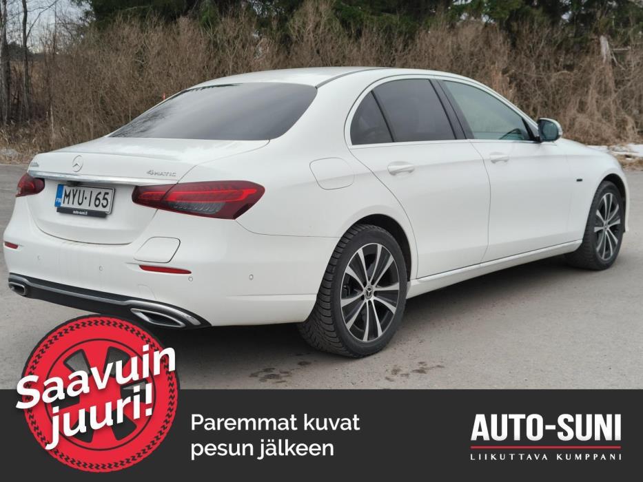 MERCEDES-BENZ E 2021