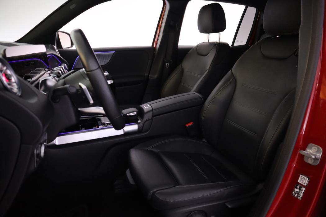 MERCEDES-BENZ EQB 2023