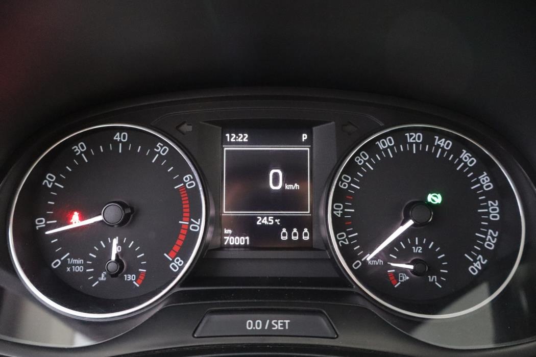 SKODA Fabia 2015