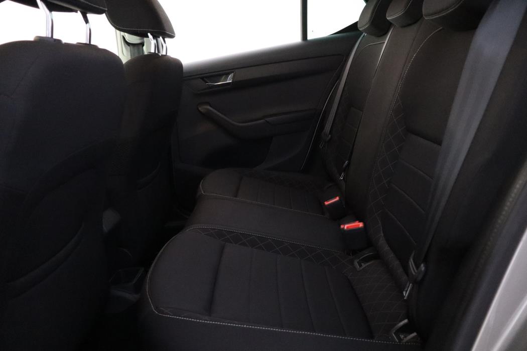 SKODA Fabia 2015