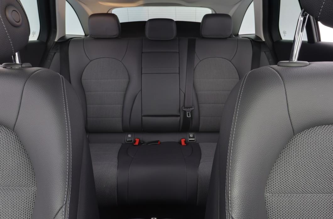 MERCEDES-BENZ C 2019