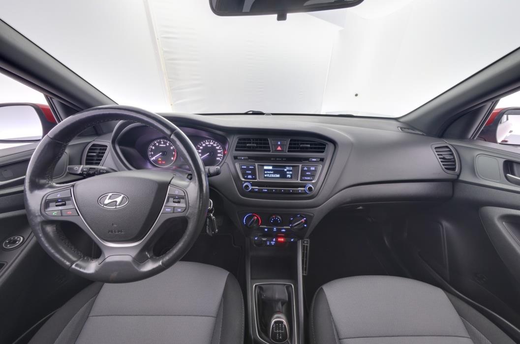 HYUNDAI i20 5d 2017