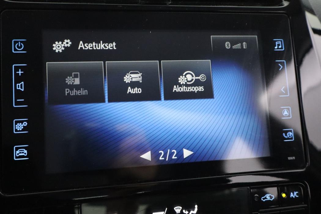 TOYOTA Prius 2019
