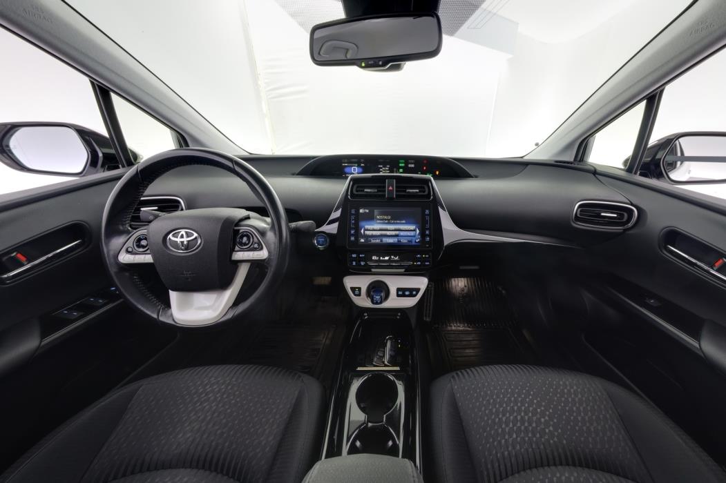 TOYOTA Prius 2019