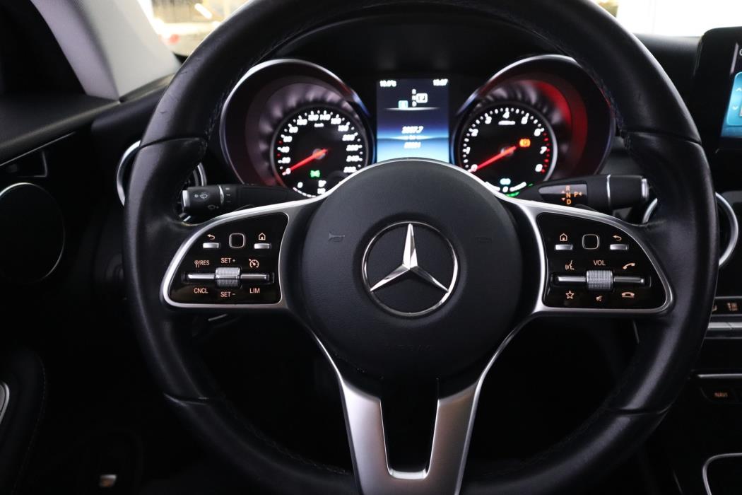 MERCEDES-BENZ C 2021