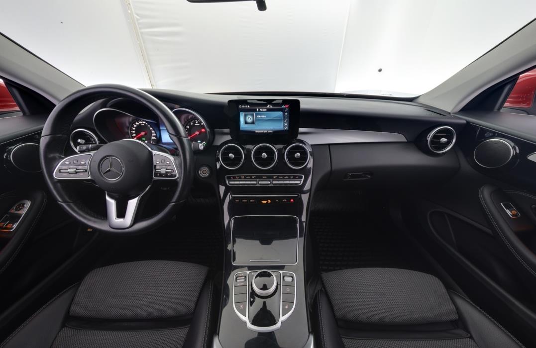 MERCEDES-BENZ C 2021