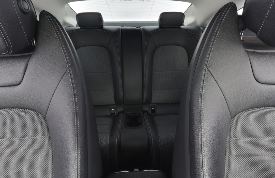 MERCEDES-BENZ C 2021