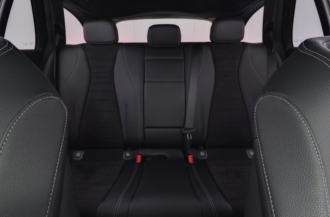 MERCEDES-BENZ E 2021