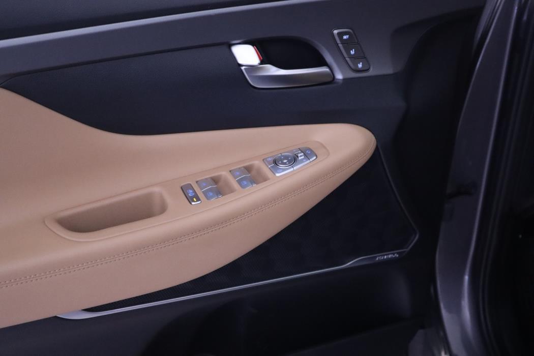 HYUNDAI Santa Fe 2021