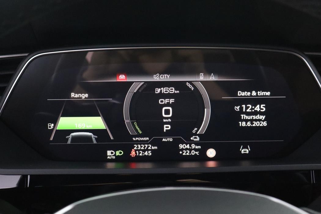 AUDI e-tron 2023