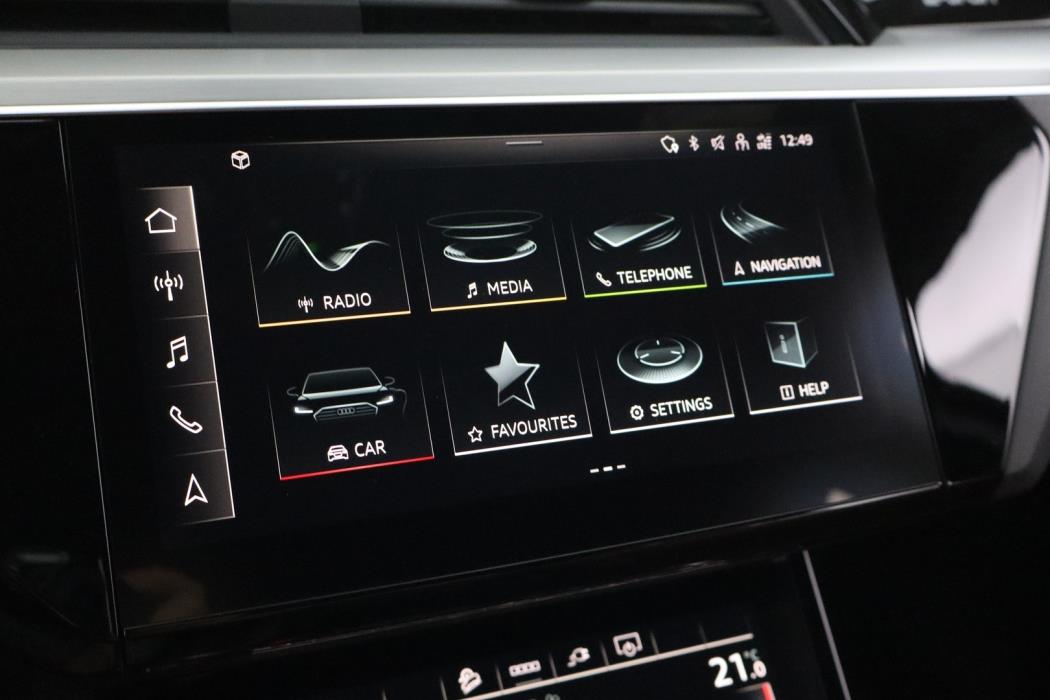 AUDI e-tron 2023