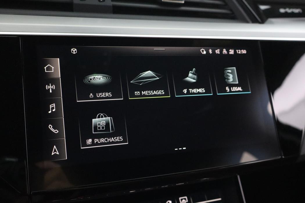 AUDI e-tron 2023