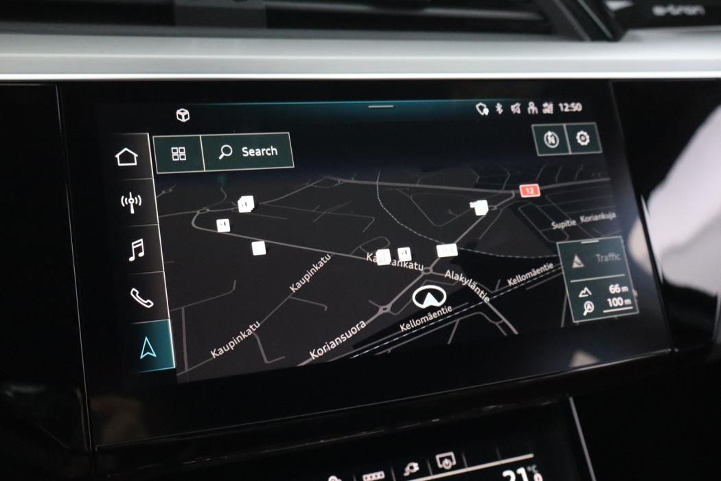 AUDI e-tron 2023