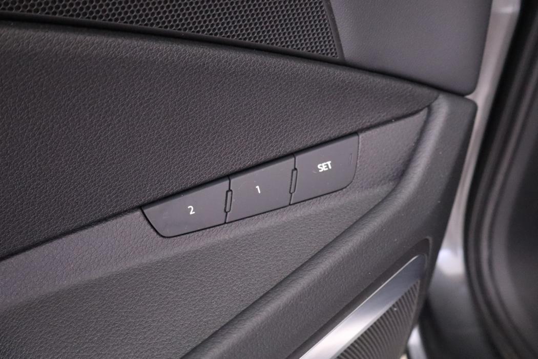 AUDI e-tron 2023