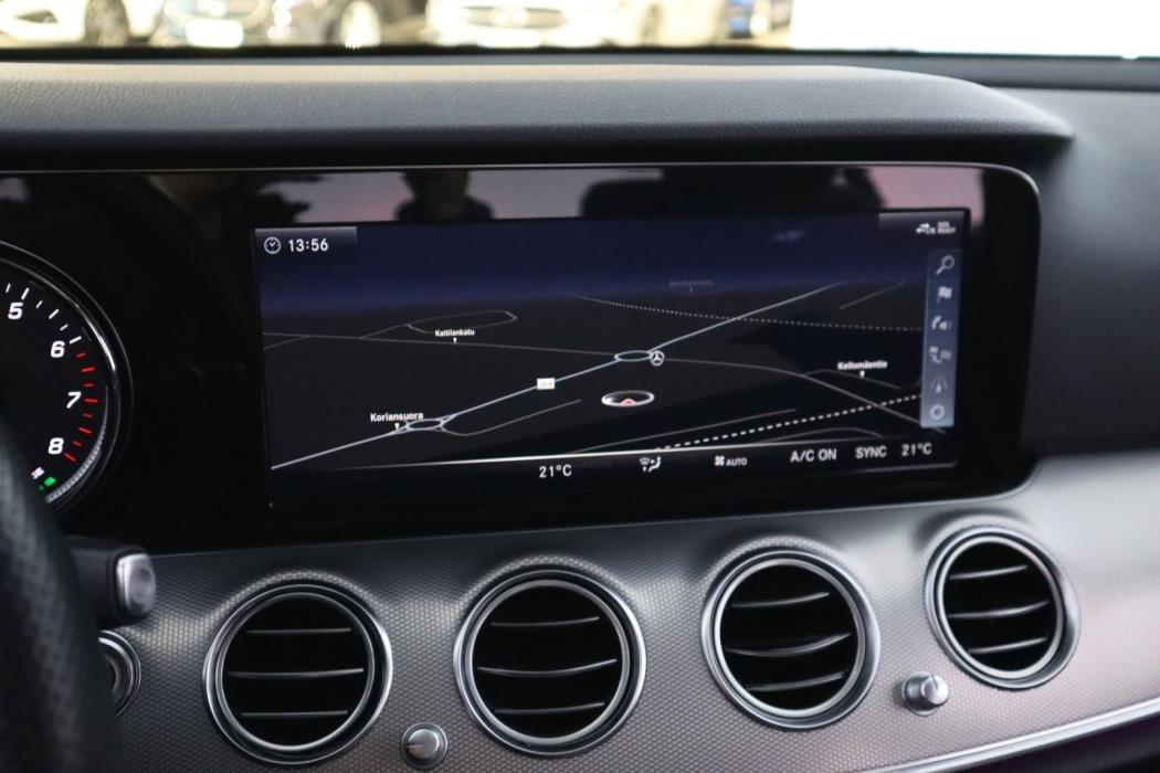 MERCEDES-BENZ E 2018