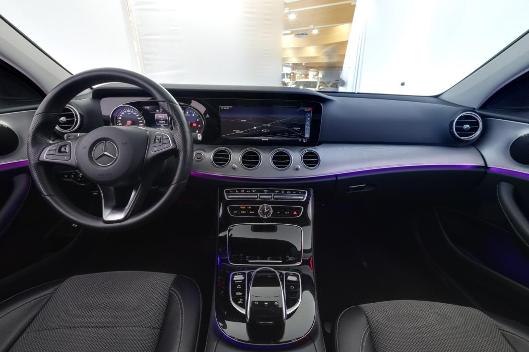 MERCEDES-BENZ E 2018