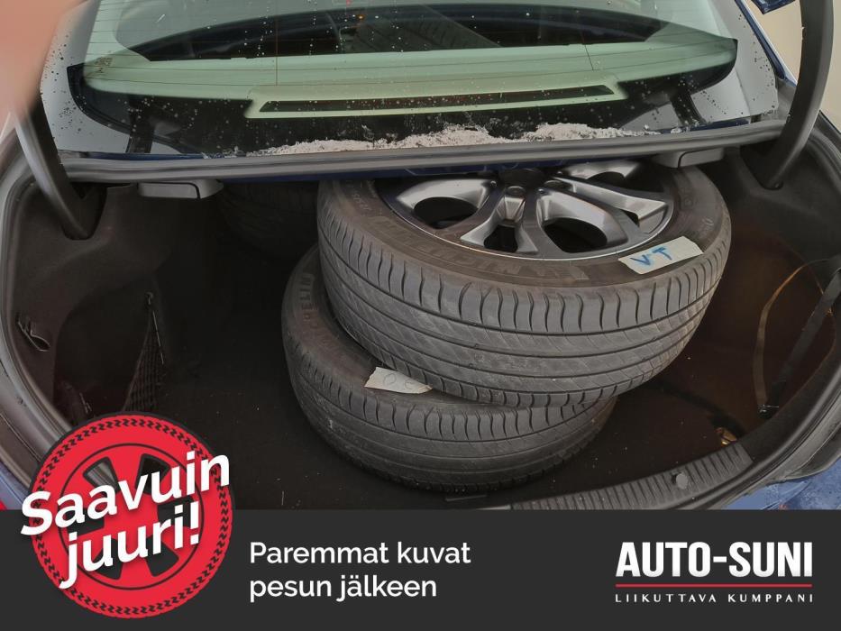 MERCEDES-BENZ C 2016