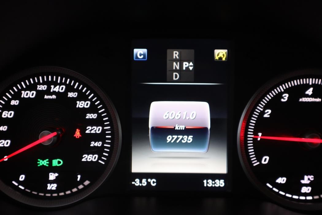 MERCEDES-BENZ C 2015