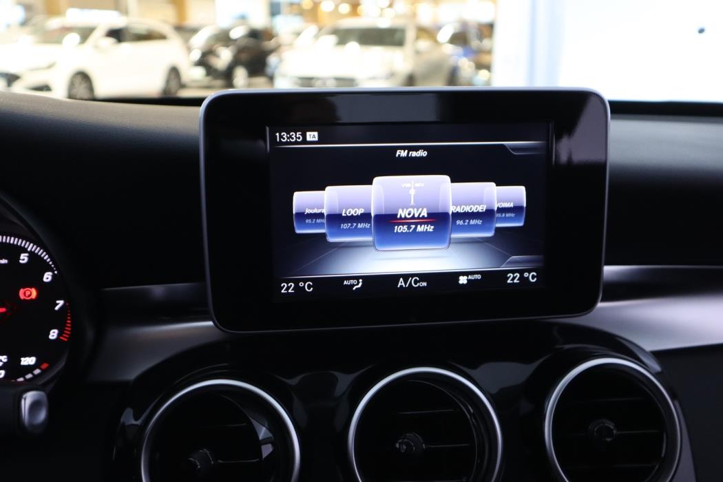 MERCEDES-BENZ C 2015