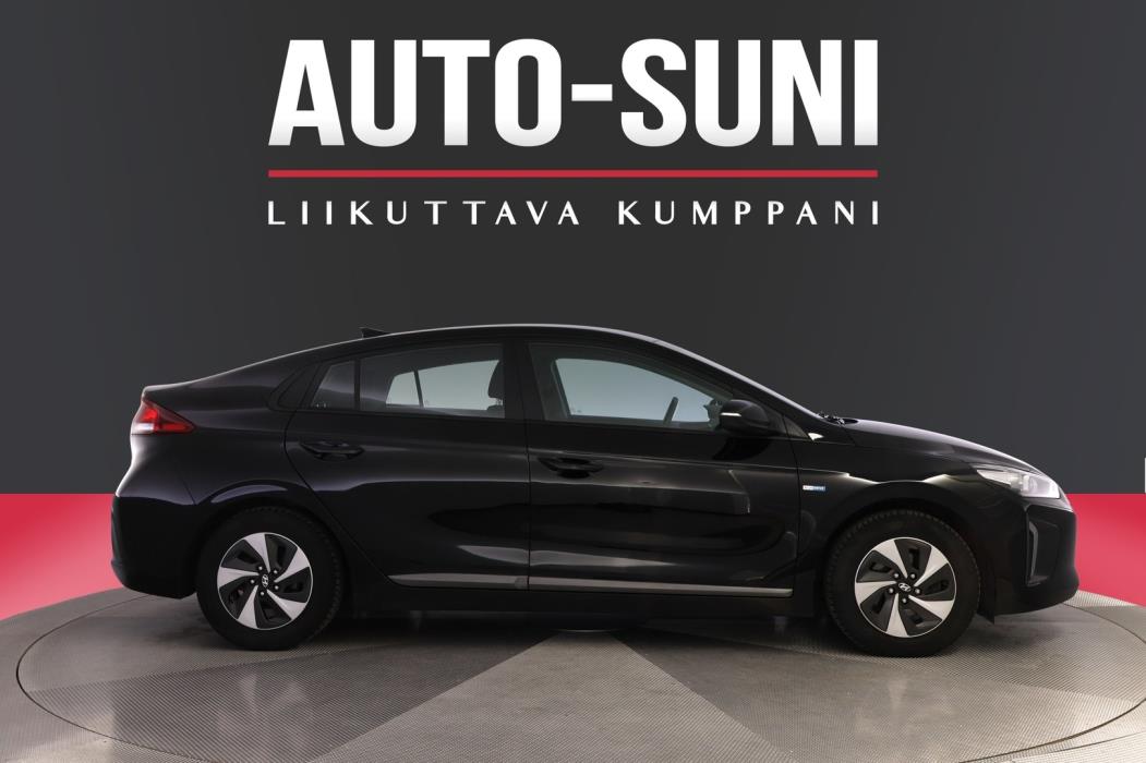 HYUNDAI IONIQ hybrid 2017