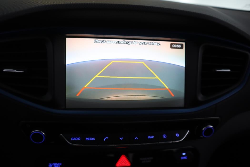 HYUNDAI IONIQ hybrid 2017