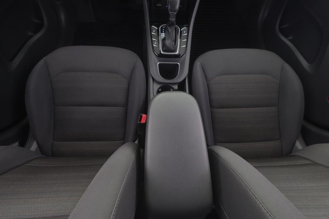 HYUNDAI IONIQ hybrid 2017