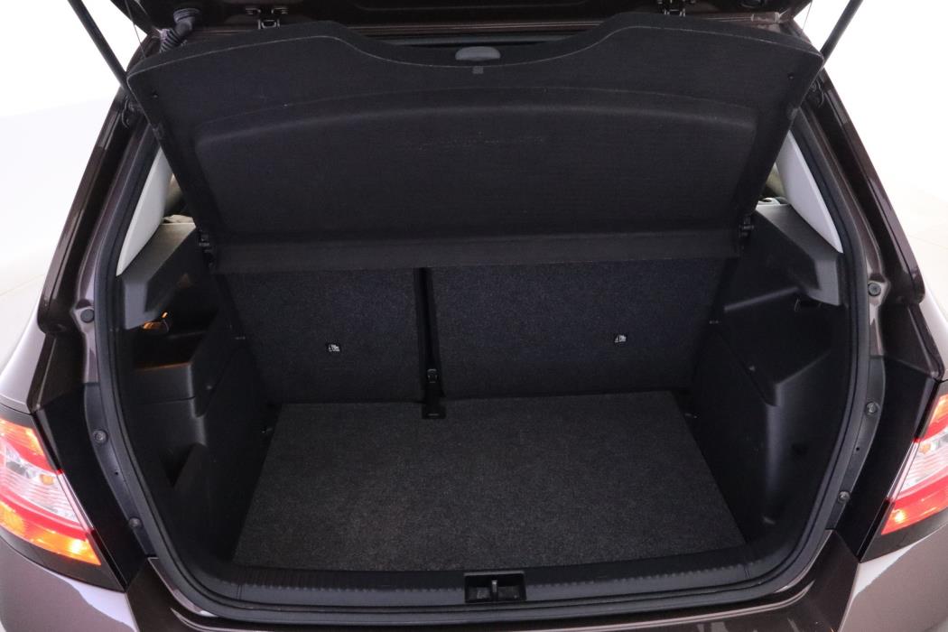 SKODA Fabia 2015