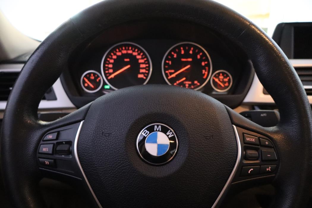 BMW 320 2018