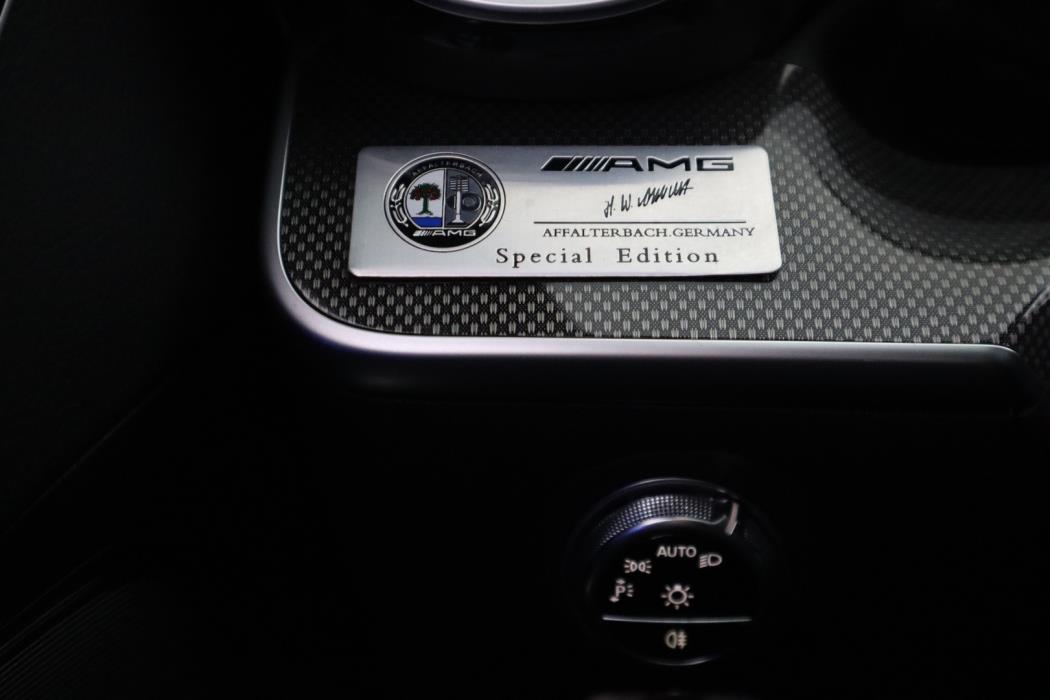 MERCEDES-BENZ C 2022