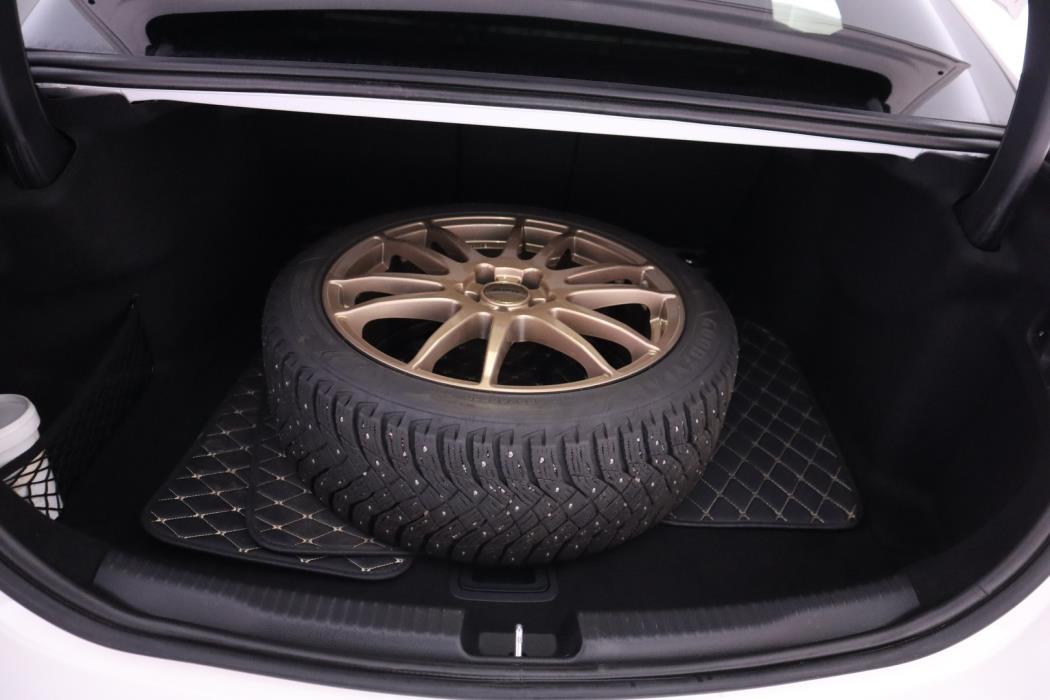 MERCEDES-BENZ C 2022