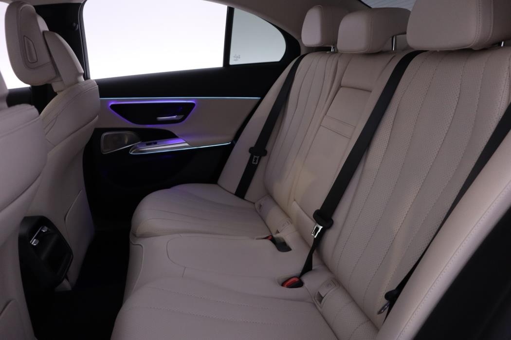 MERCEDES-BENZ E 2024