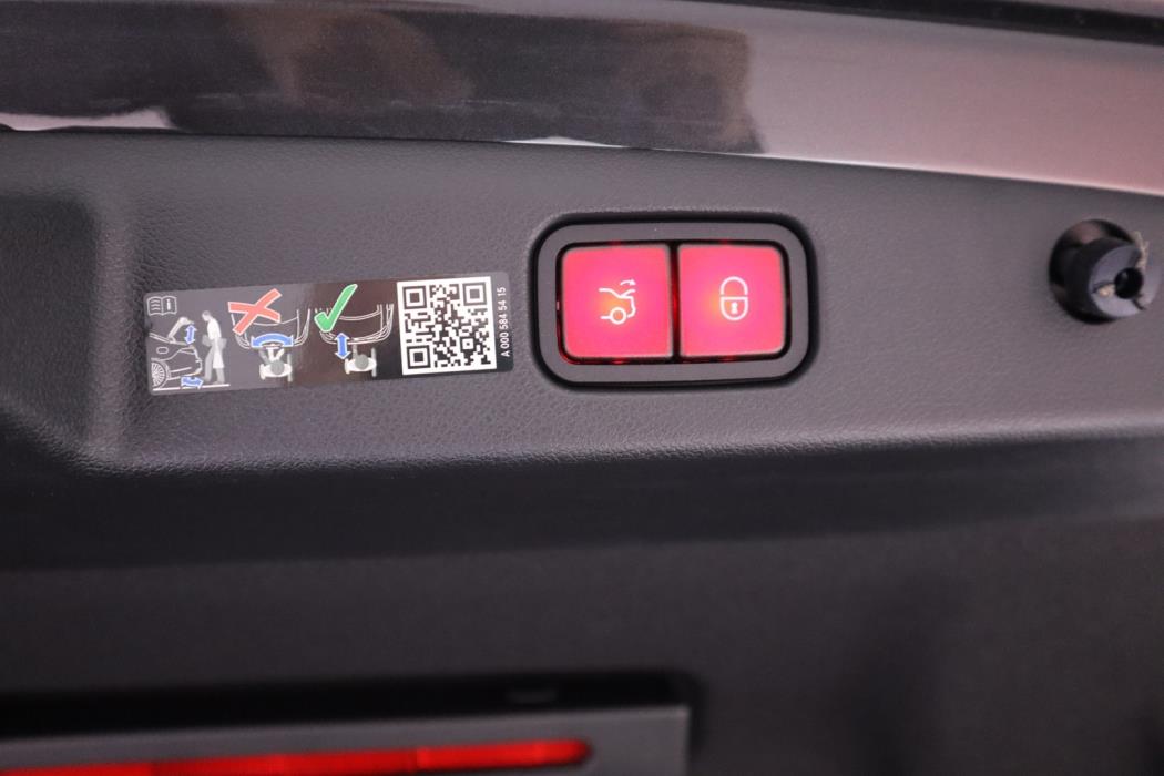 MERCEDES-BENZ E 2024