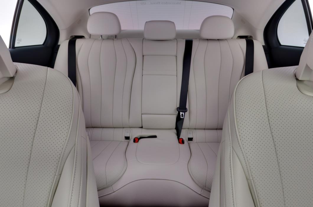 MERCEDES-BENZ E 2024