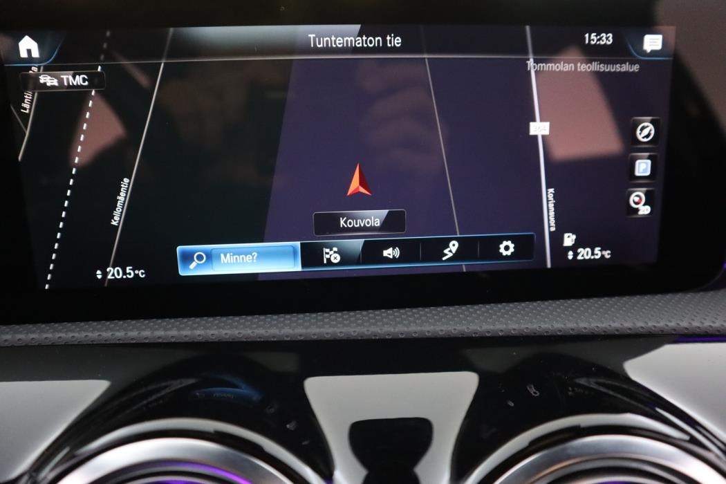 MERCEDES-BENZ A 2023