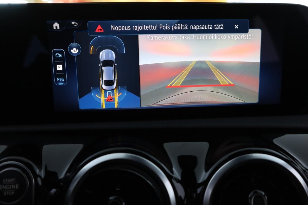 MERCEDES-BENZ CLA 2025