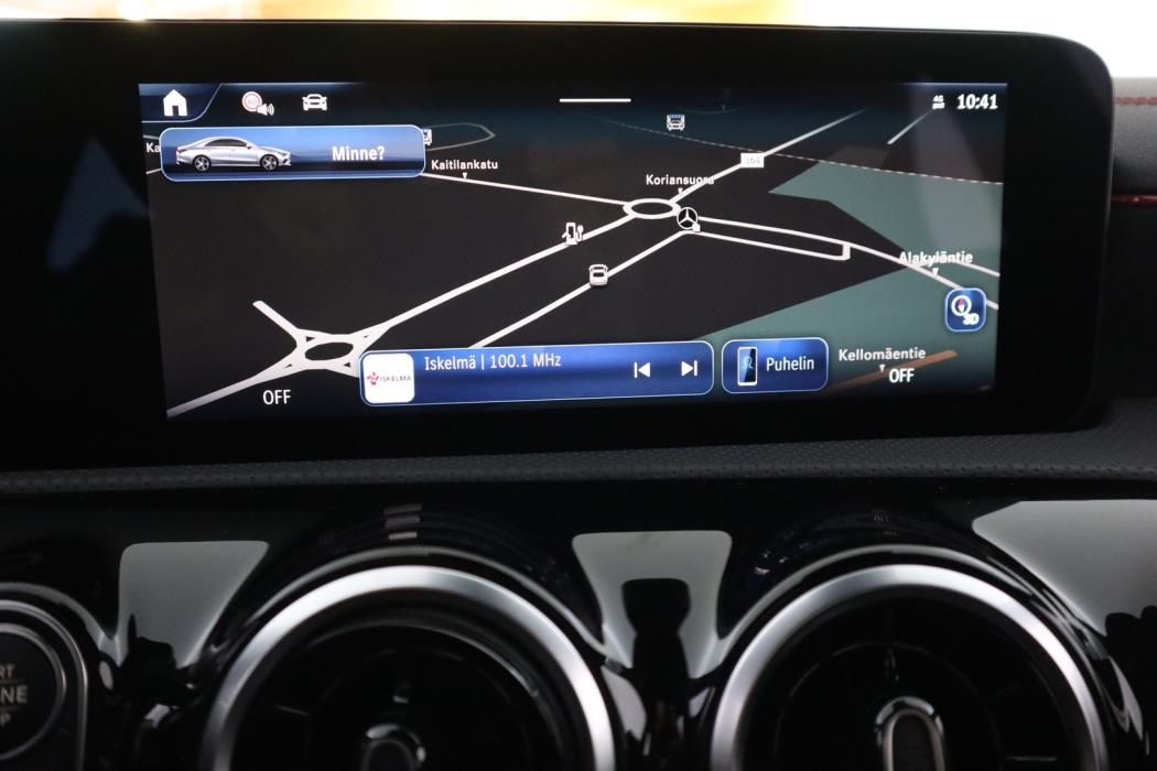 MERCEDES-BENZ CLA 2025