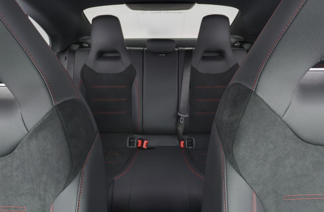 MERCEDES-BENZ CLA 2025