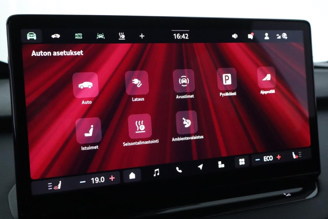 SKODA Enyaq 2026