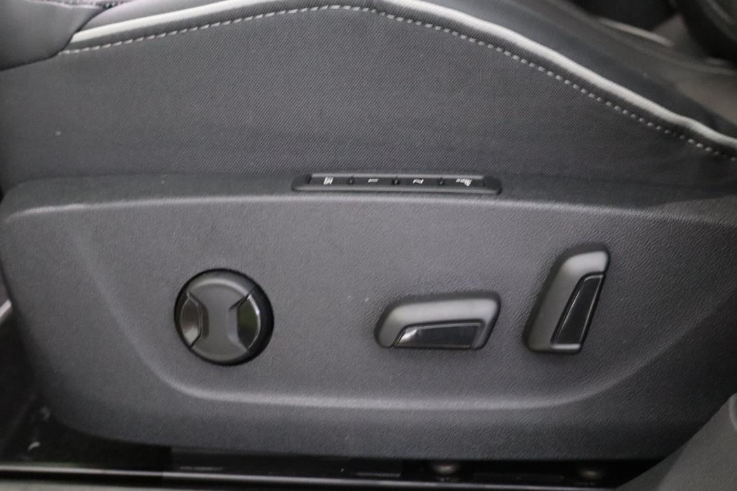 SKODA Enyaq 2026