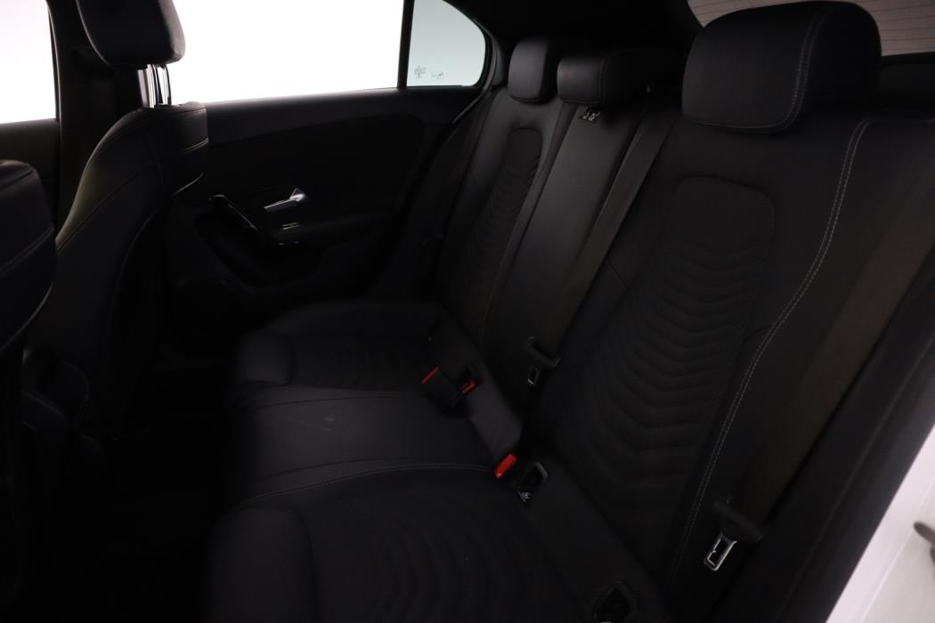MERCEDES-BENZ A 2019