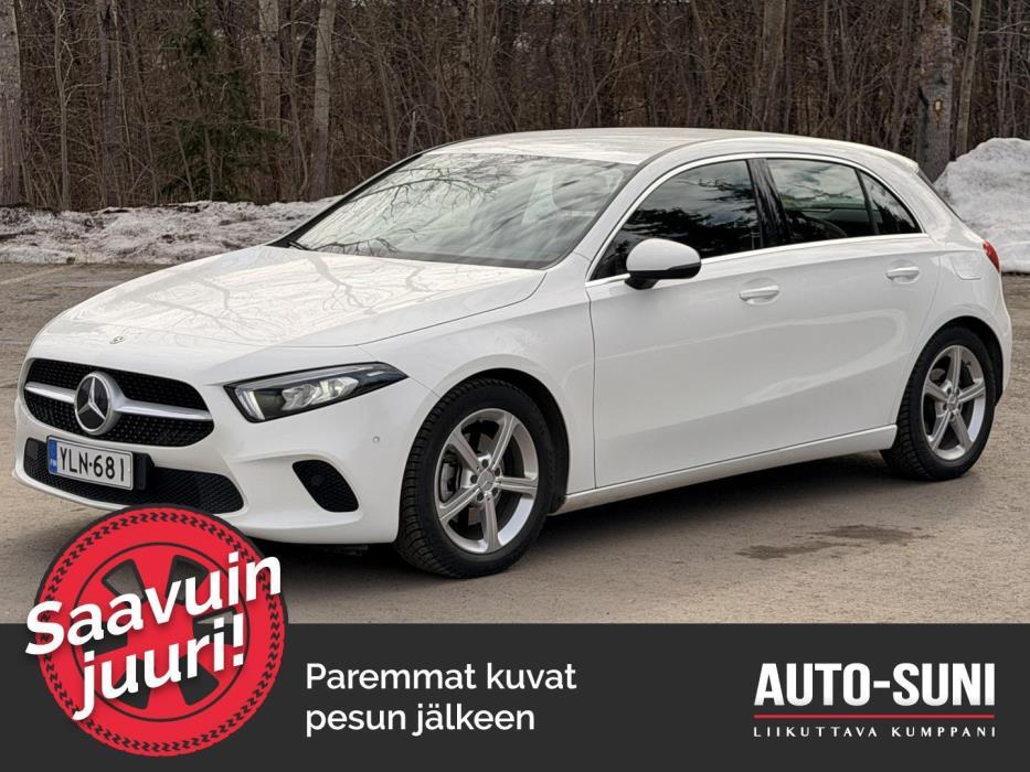 MERCEDES-BENZ A 2022