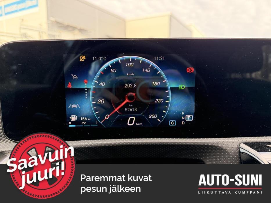 MERCEDES-BENZ A 2022