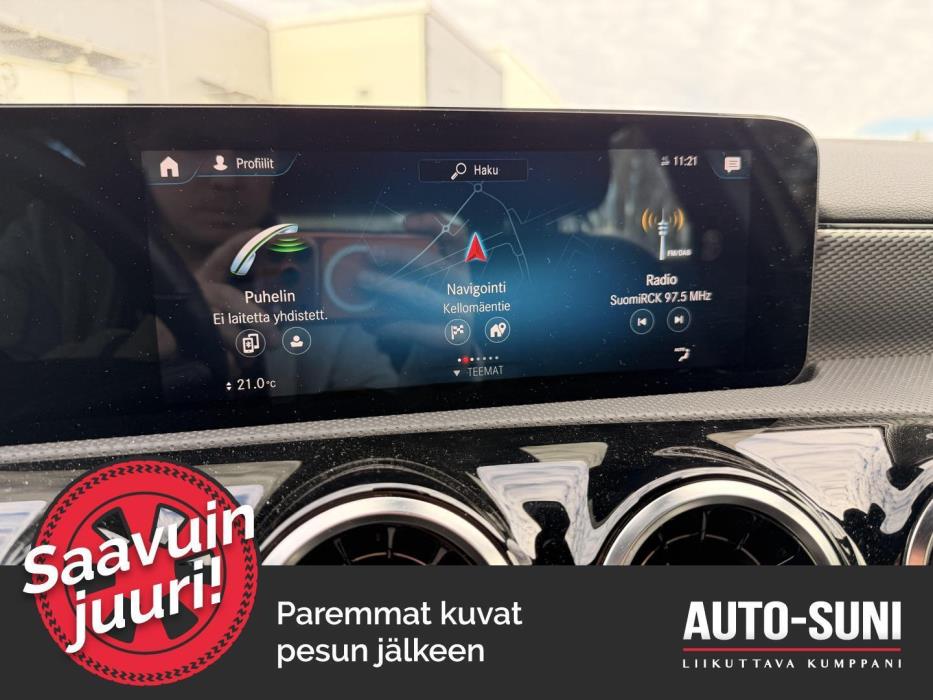 MERCEDES-BENZ A 2022